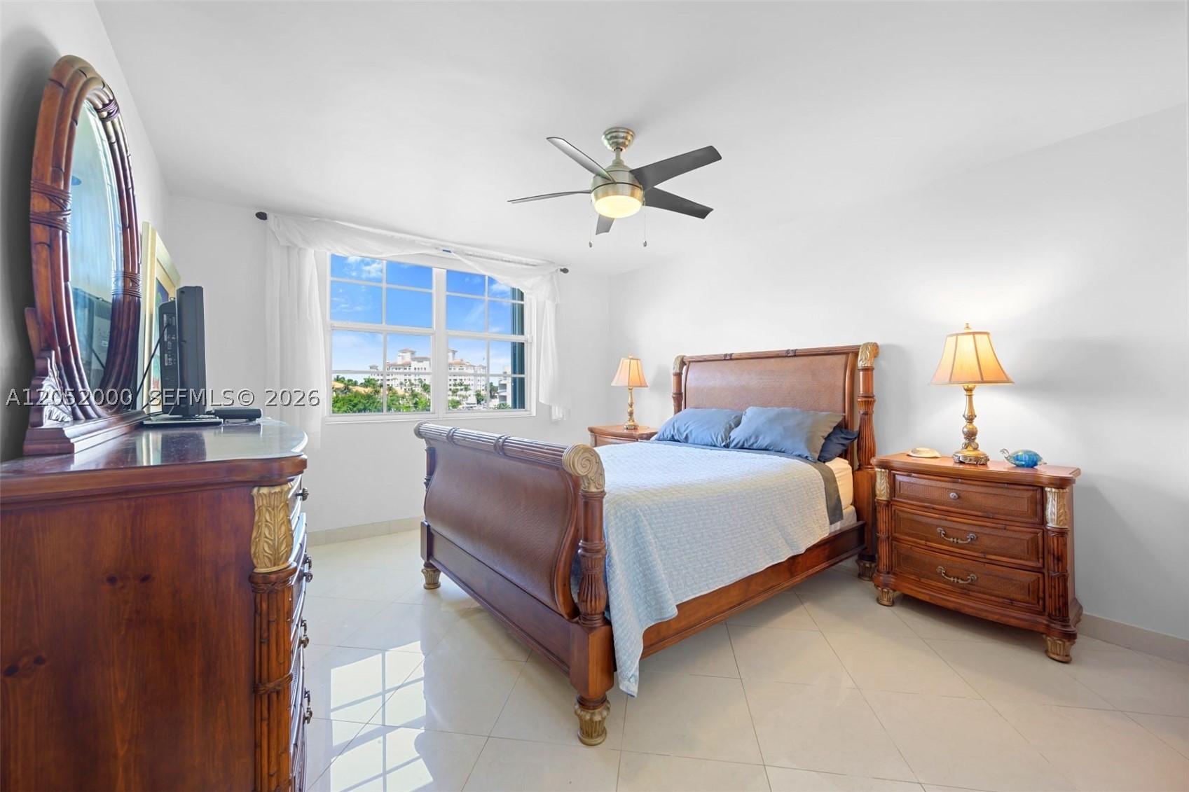 THE YACHT CLUB AT AVENTURA - Residential Lease