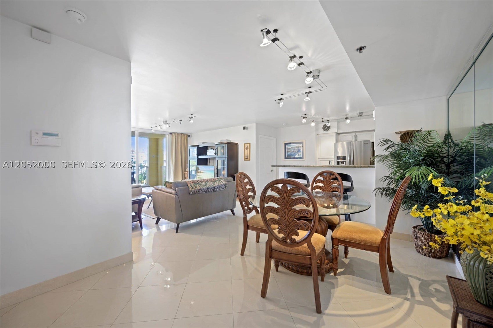 THE YACHT CLUB AT AVENTURA - Residential Lease