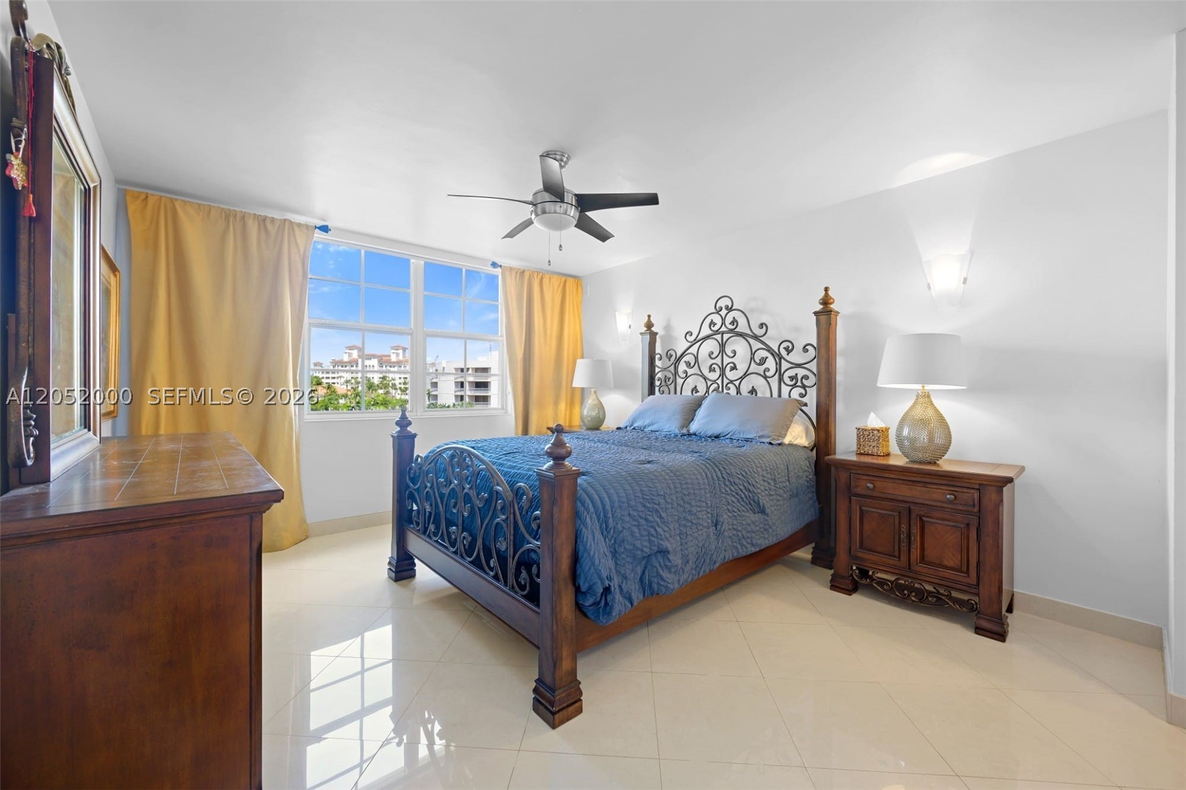 THE YACHT CLUB AT AVENTURA - Residential Lease