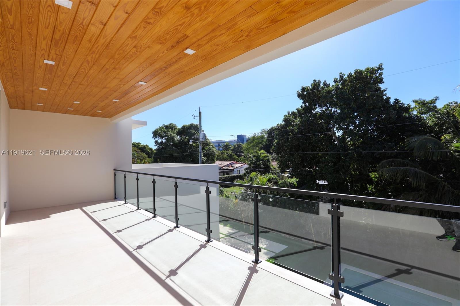 SILVER BLUFF EST-SEC B - Residential