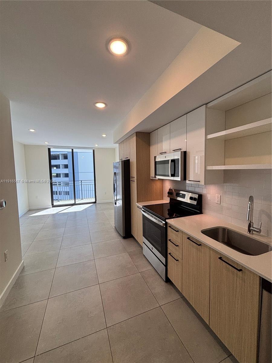 NORTH MIAMI BEACH PLACE - Residential Lease