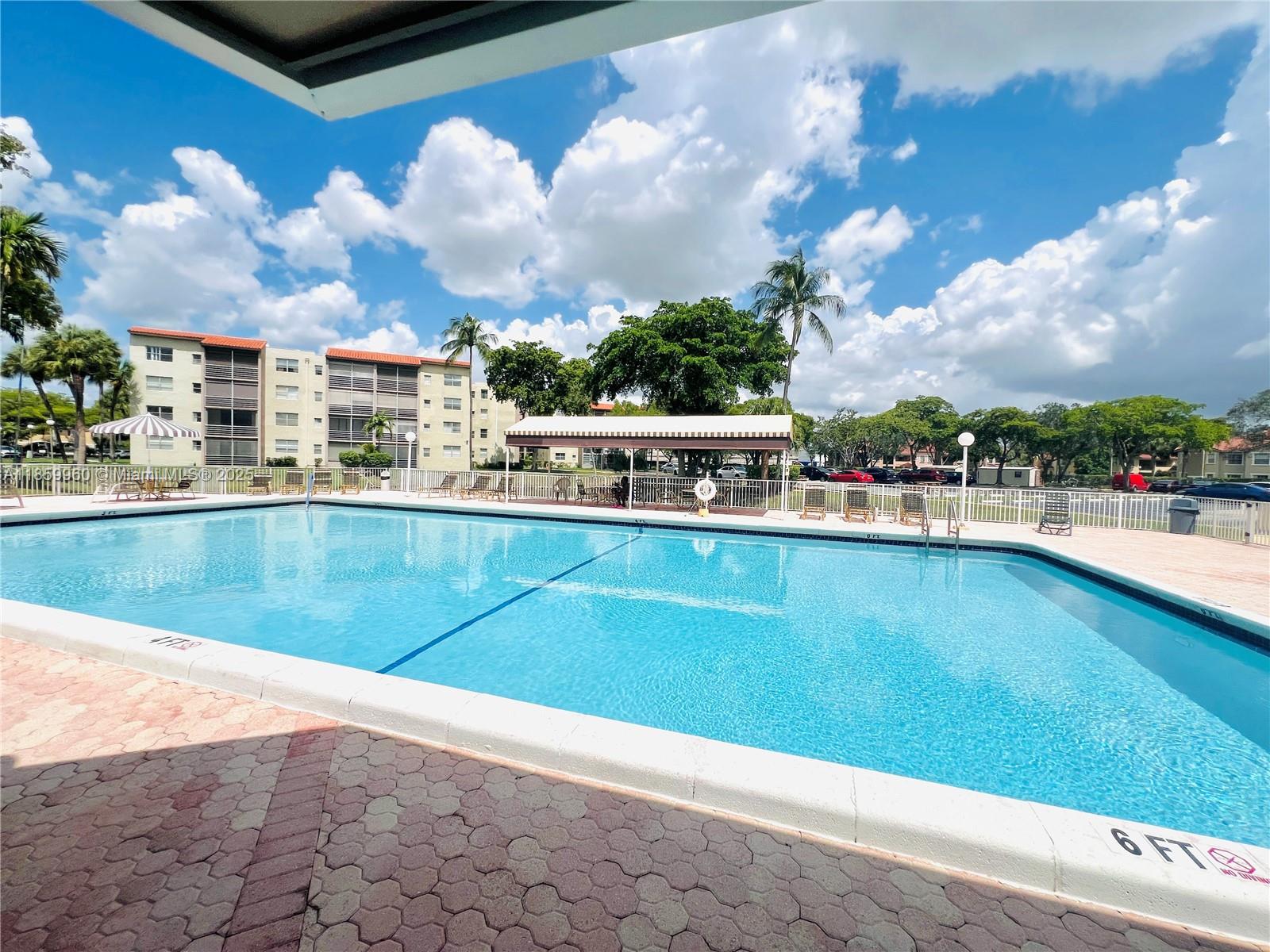 COURTYARDS OF BROWARD CON - Residential