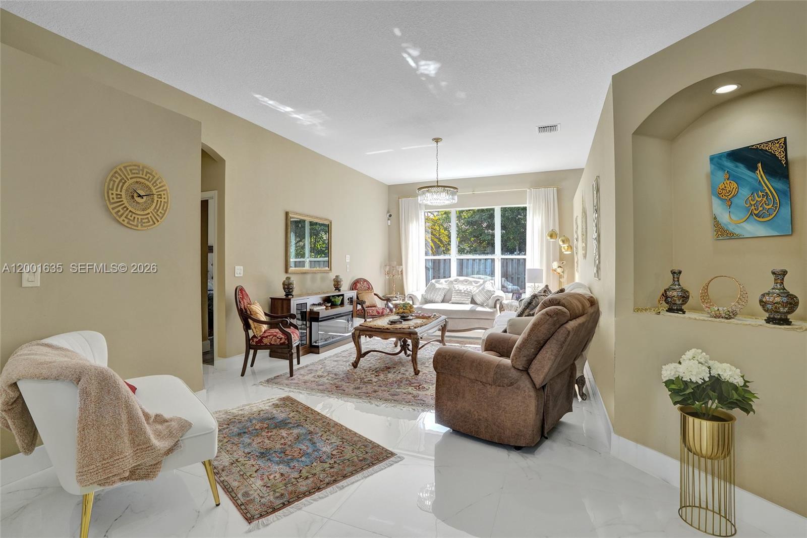 BREEDING PROPERTY - Residential