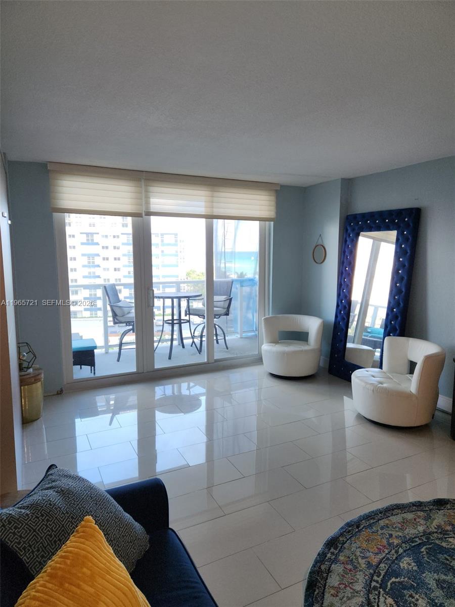 PARKER DORADO CONDO - Residential