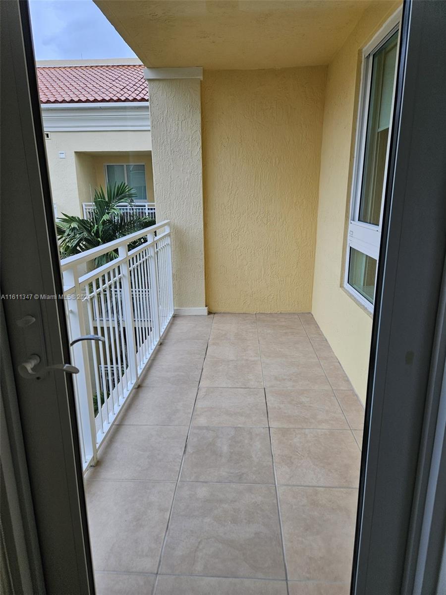 TOSCANO CONDO - Residential Lease