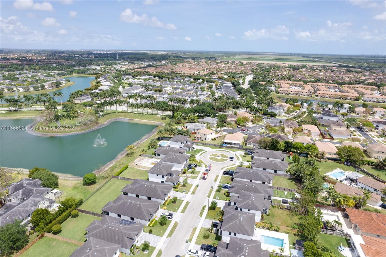 RAULS PLACE AT OASIS - Residential