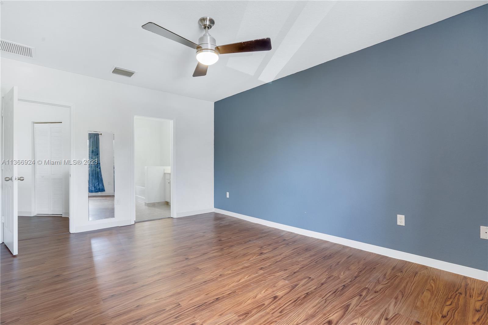 RAULS PLACE AT OASIS - Residential