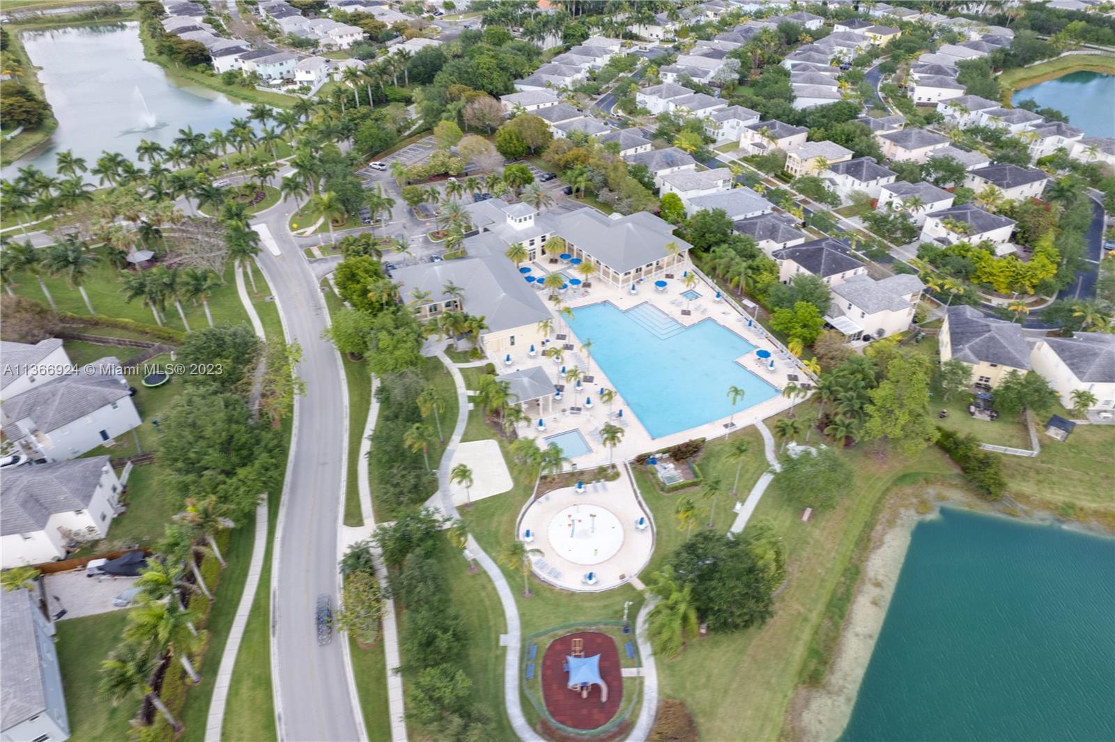 RAULS PLACE AT OASIS - Residential