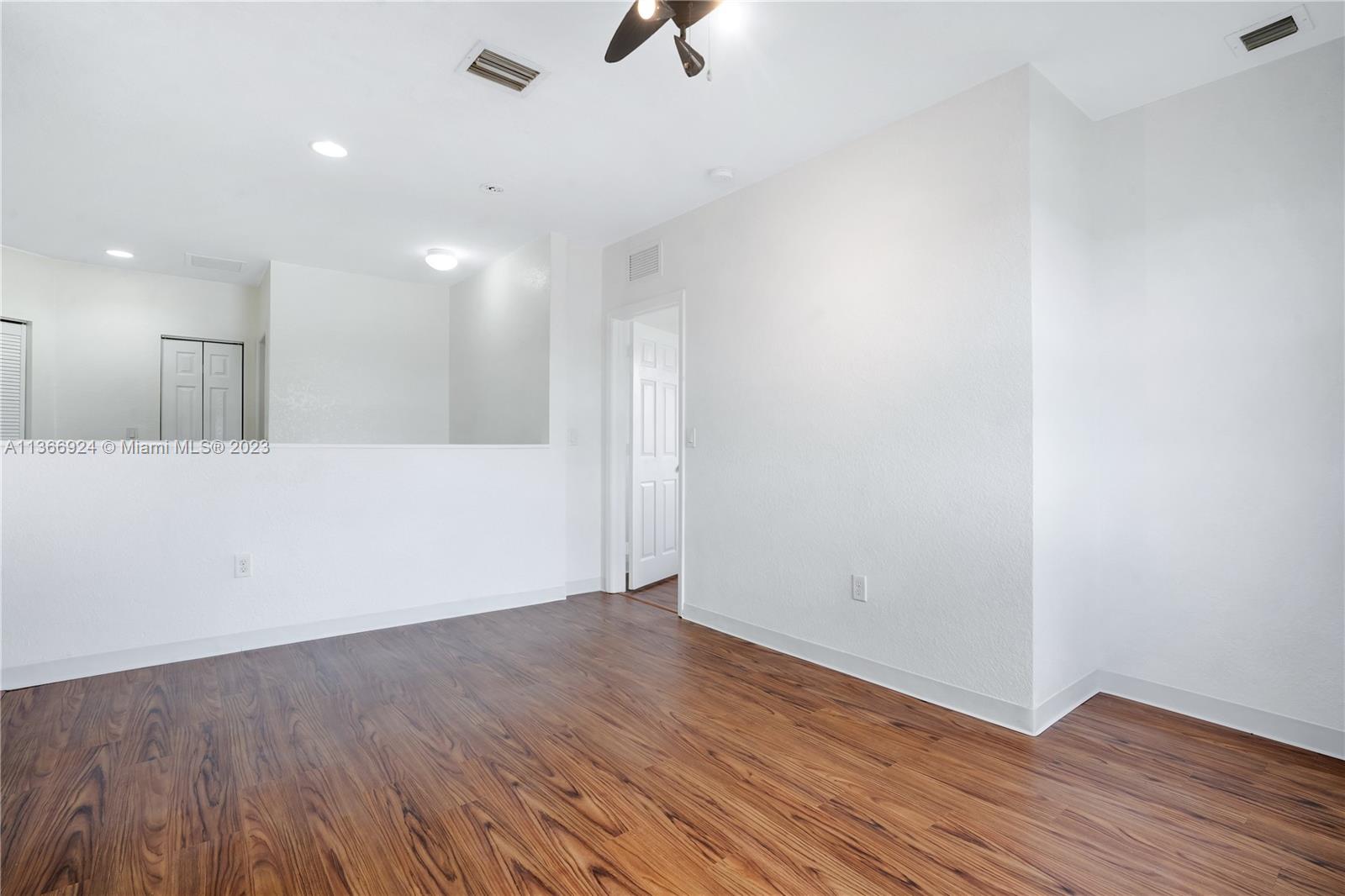 RAULS PLACE AT OASIS - Residential