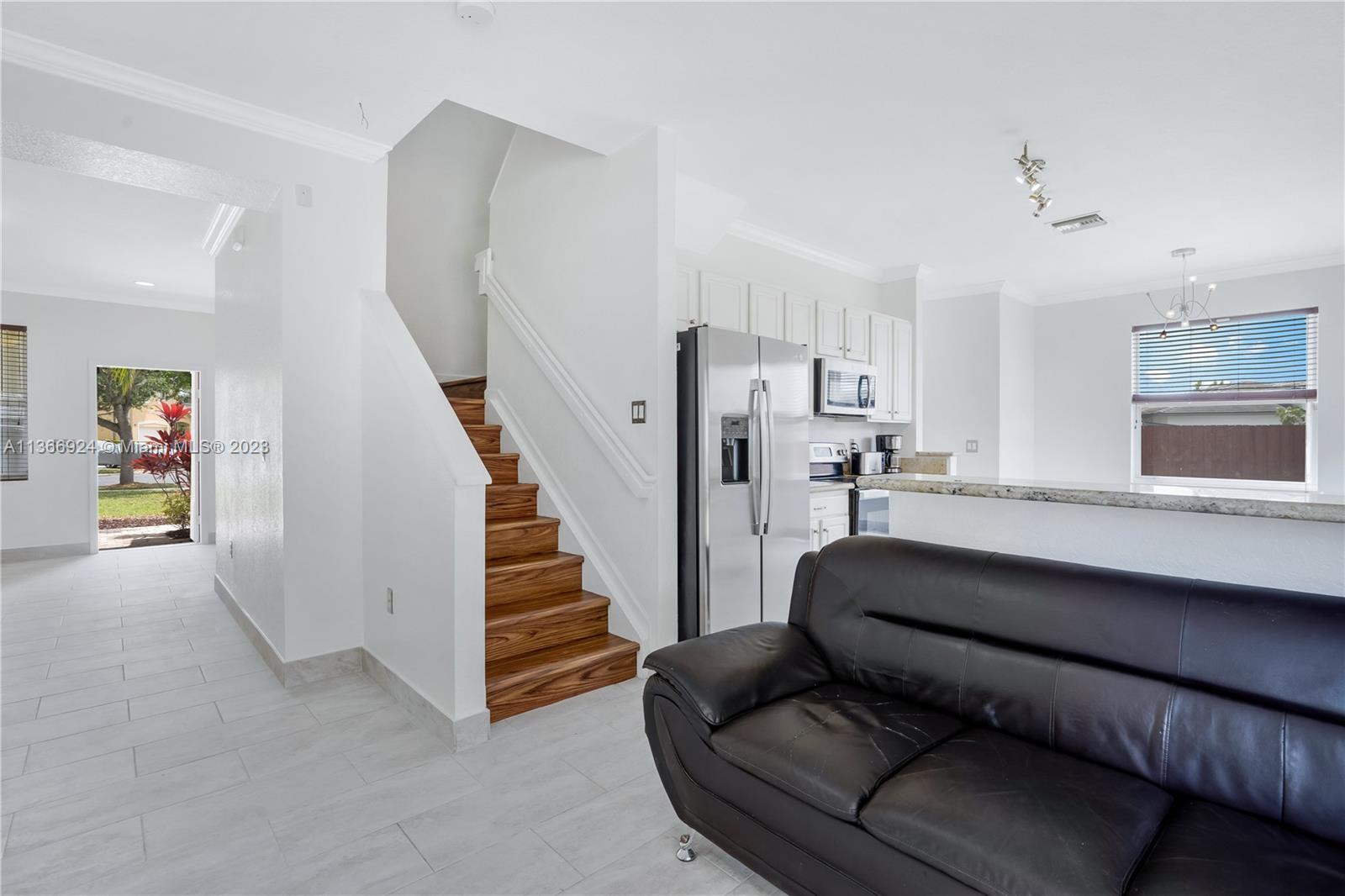 RAULS PLACE AT OASIS - Residential