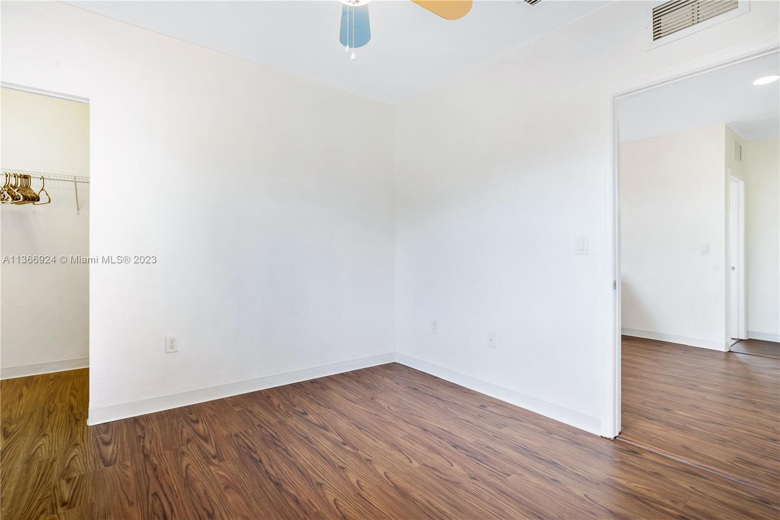 RAULS PLACE AT OASIS - Residential