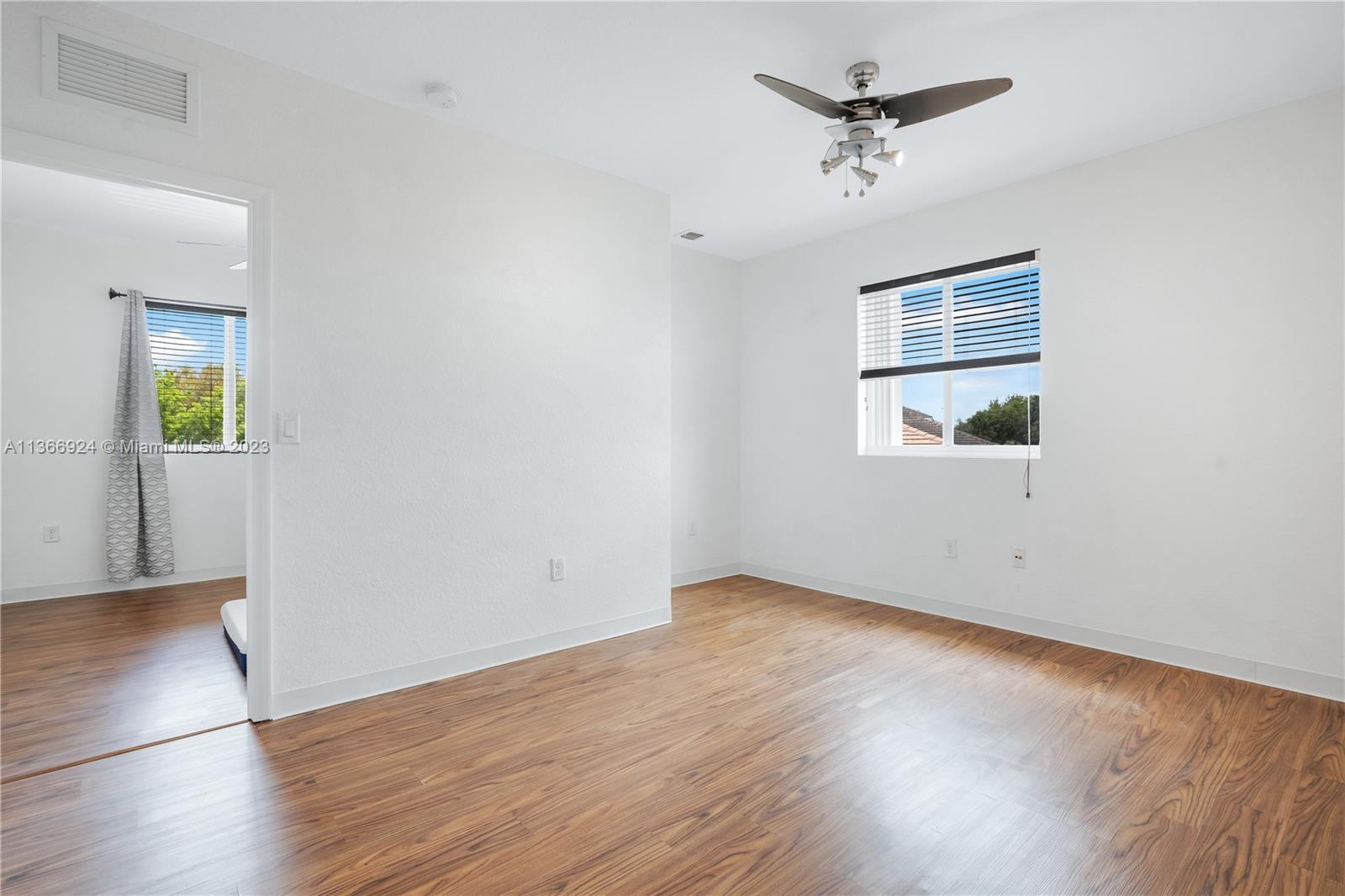 RAULS PLACE AT OASIS - Residential