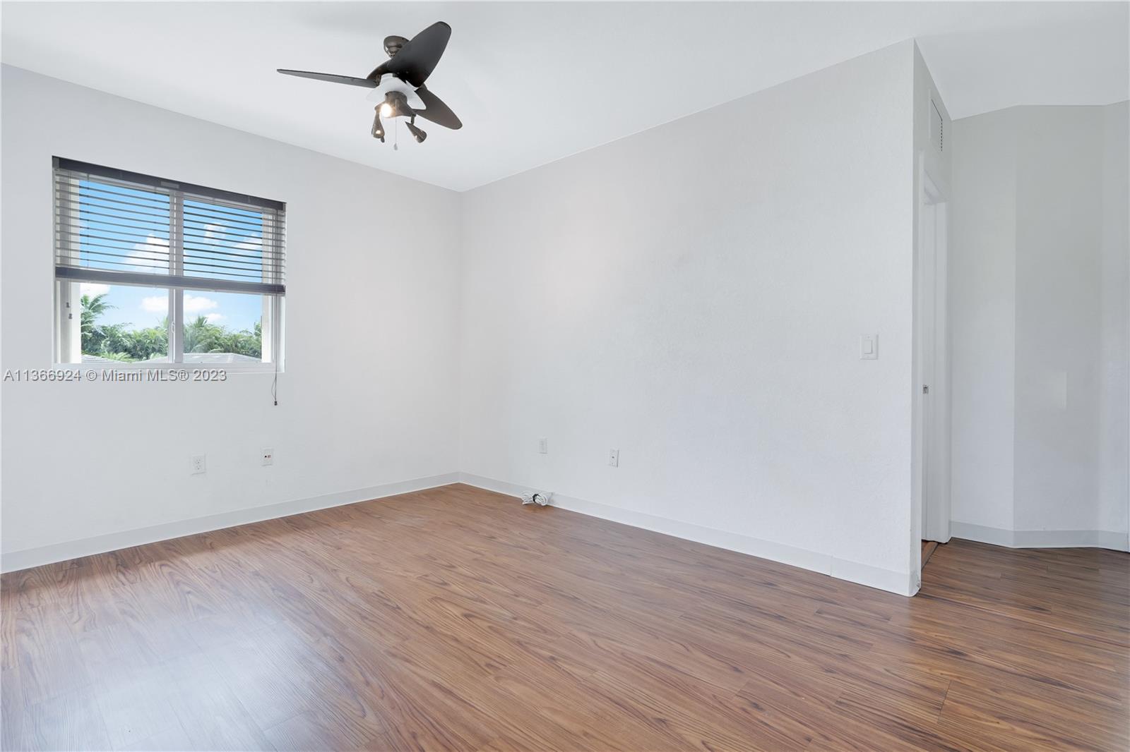 RAULS PLACE AT OASIS - Residential