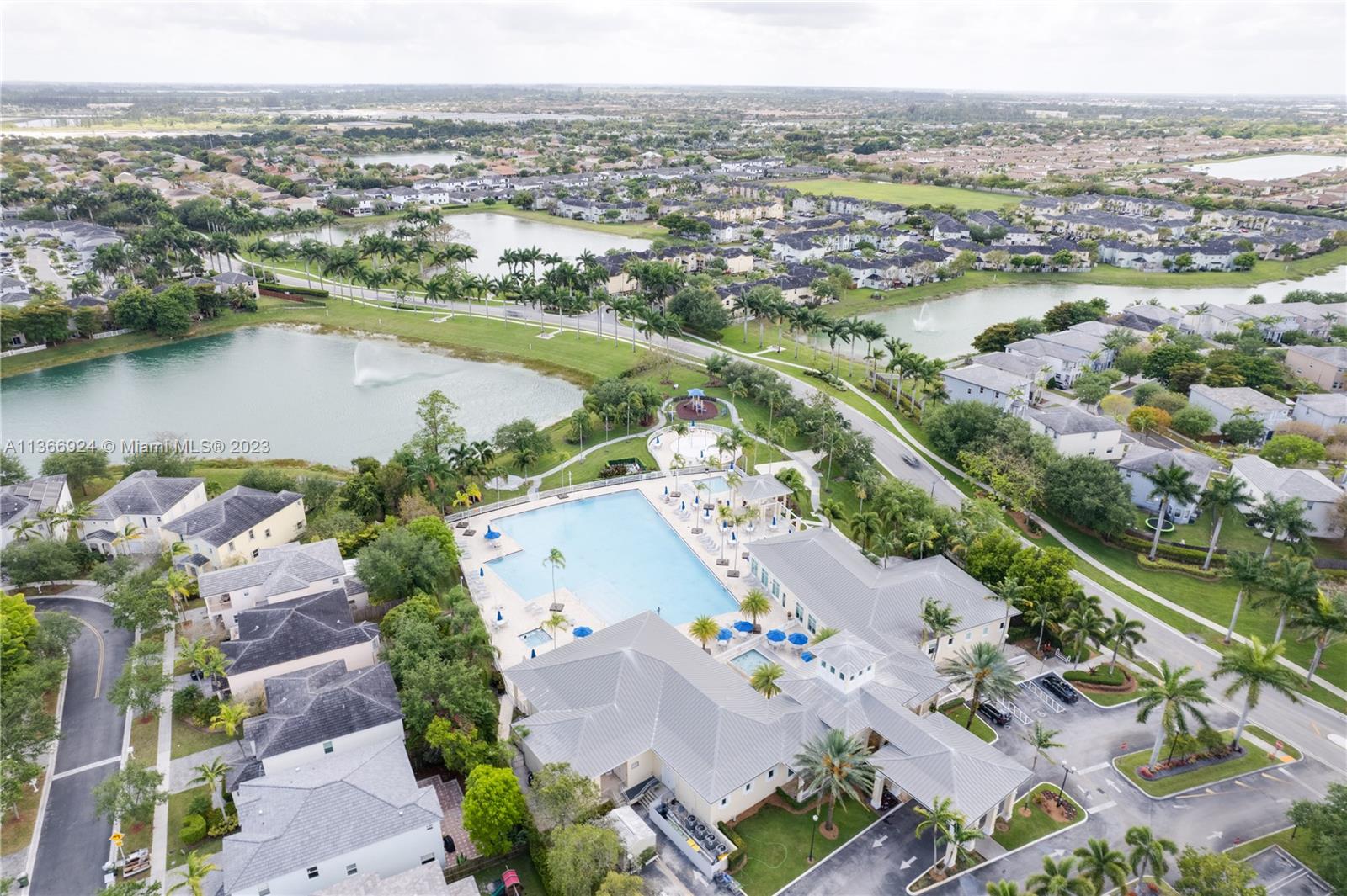 RAULS PLACE AT OASIS - Residential