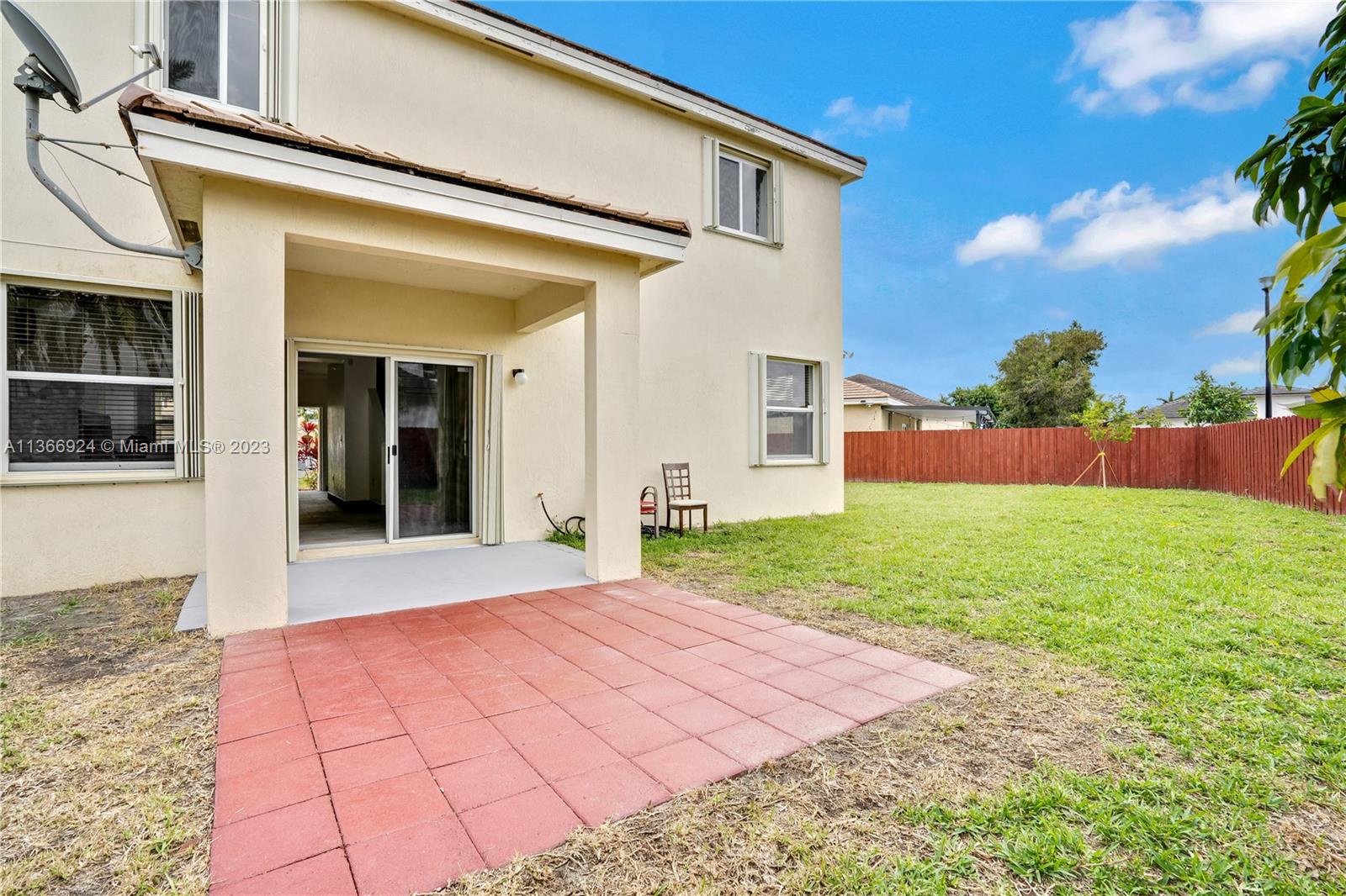RAULS PLACE AT OASIS - Residential