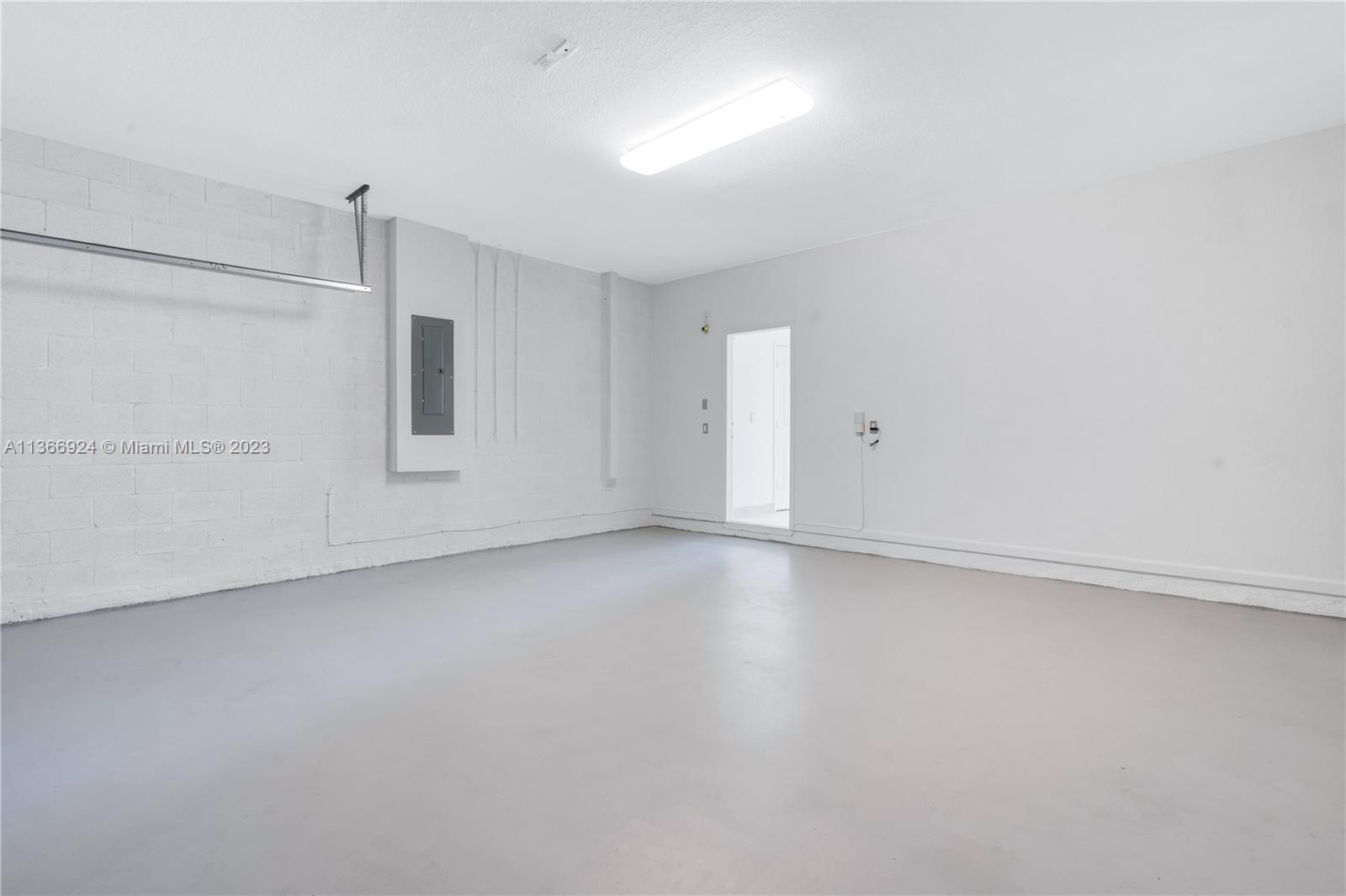 RAULS PLACE AT OASIS - Residential