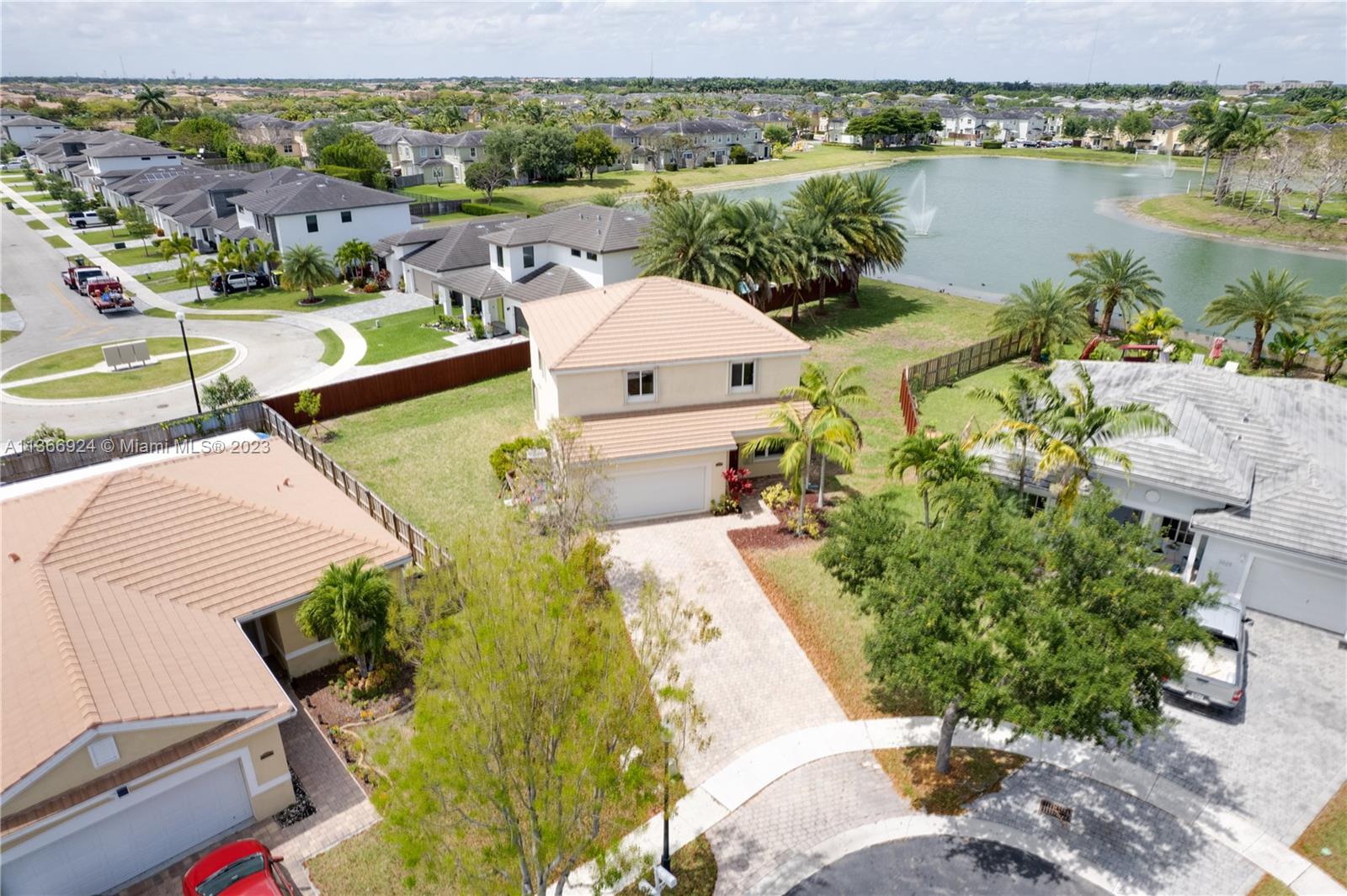 RAULS PLACE AT OASIS - Residential