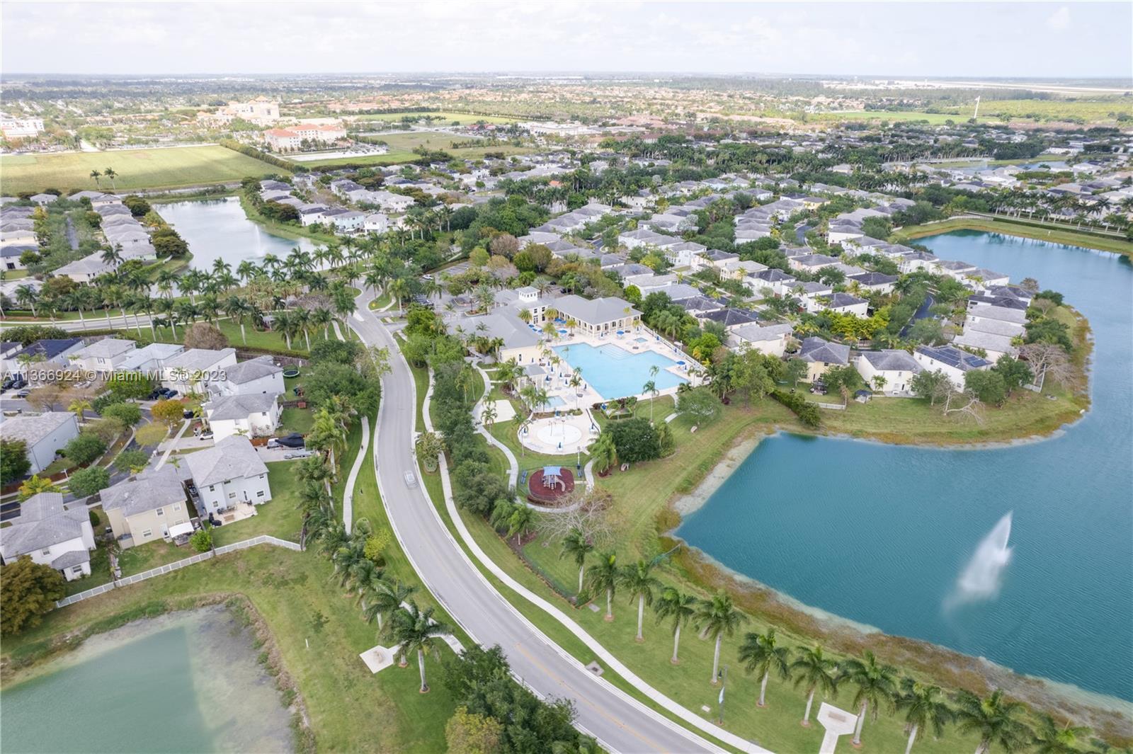 RAULS PLACE AT OASIS - Residential