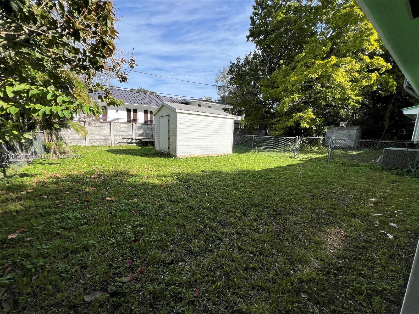 ROBERTS SUB - Residential Lease