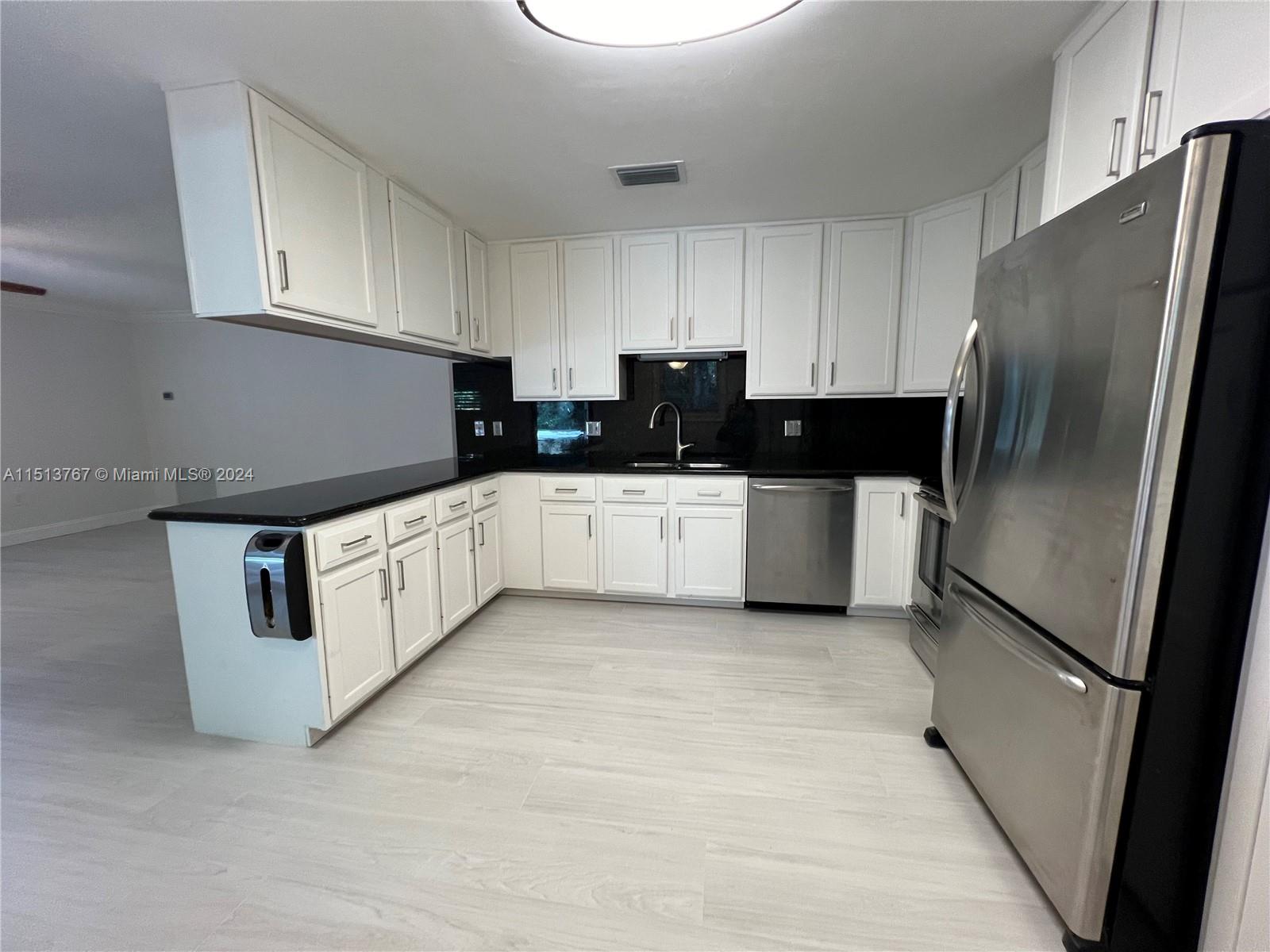 ROBERTS SUB - Residential Lease