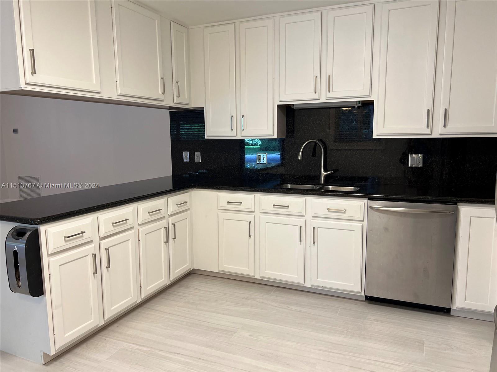 ROBERTS SUB - Residential Lease