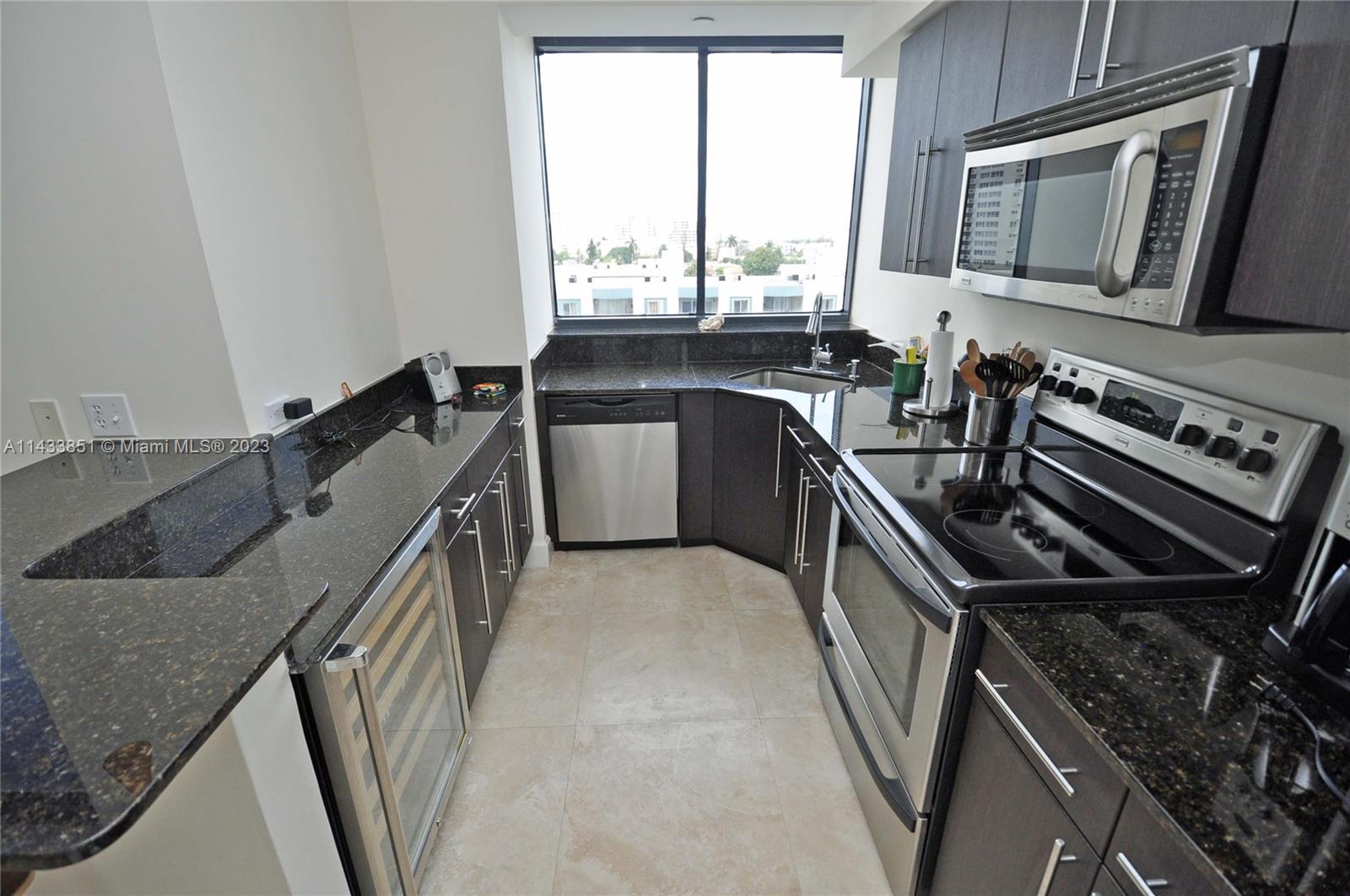 THE WAVERLY AT SOUTH BEAC - Residential Lease
