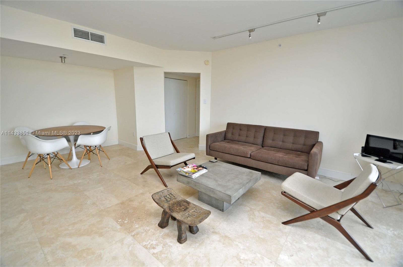 THE WAVERLY AT SOUTH BEAC - Residential Lease