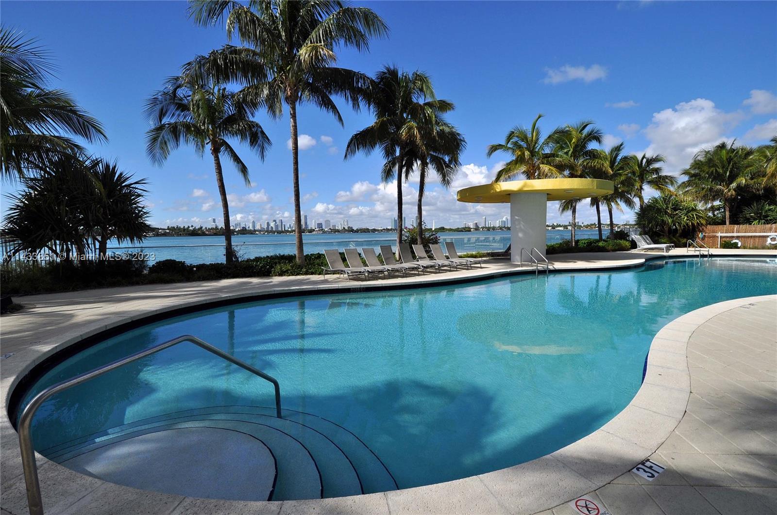 THE WAVERLY AT SOUTH BEAC - Residential Lease