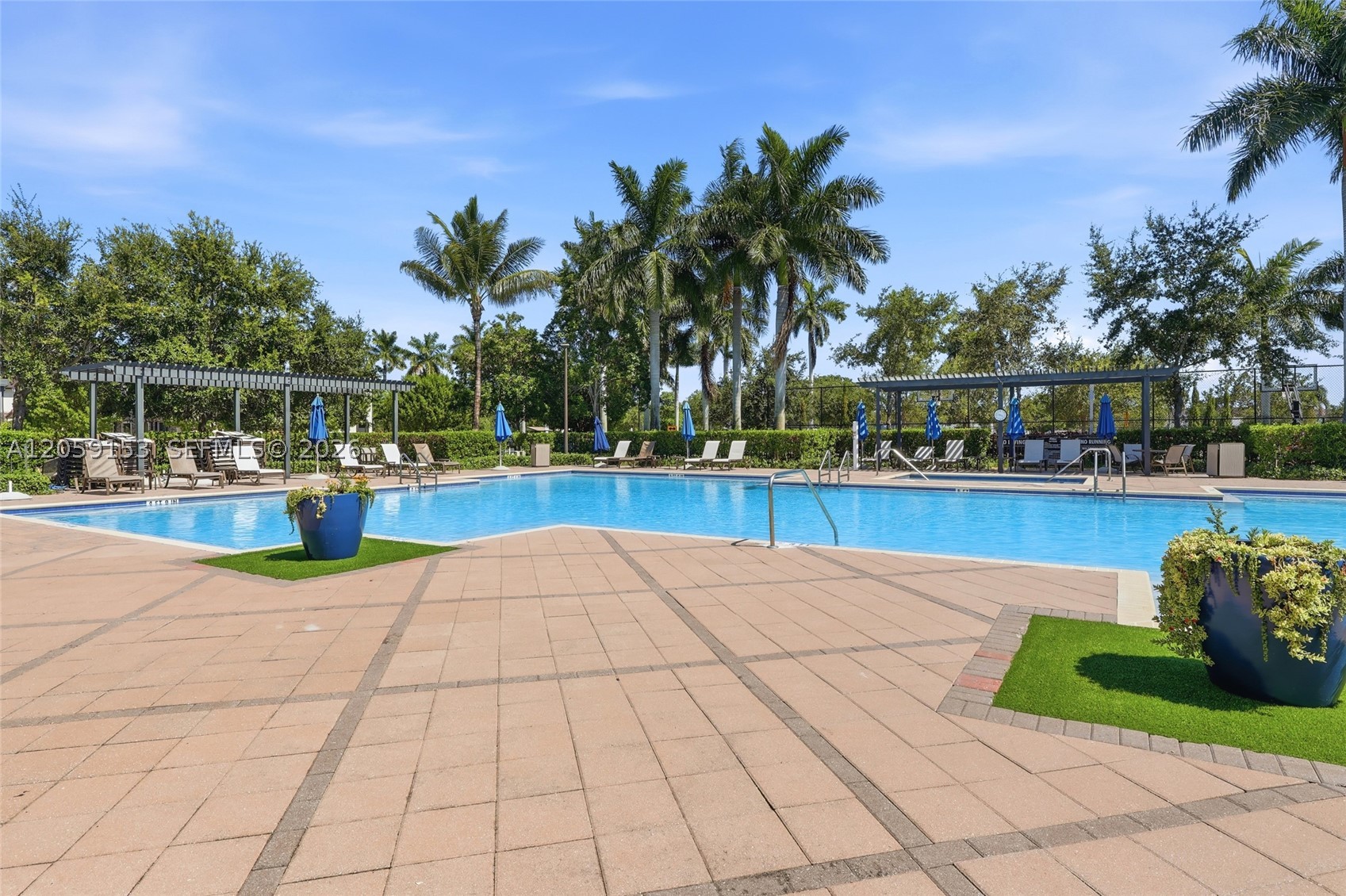 COCO PALM ESTATES - Residential