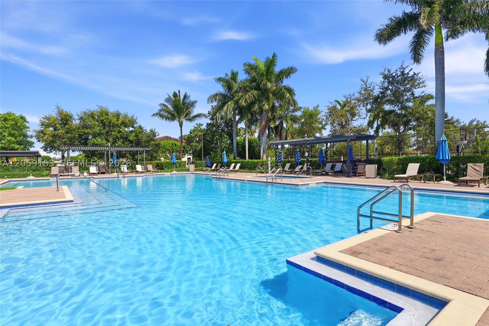 COCO PALM ESTATES - Residential