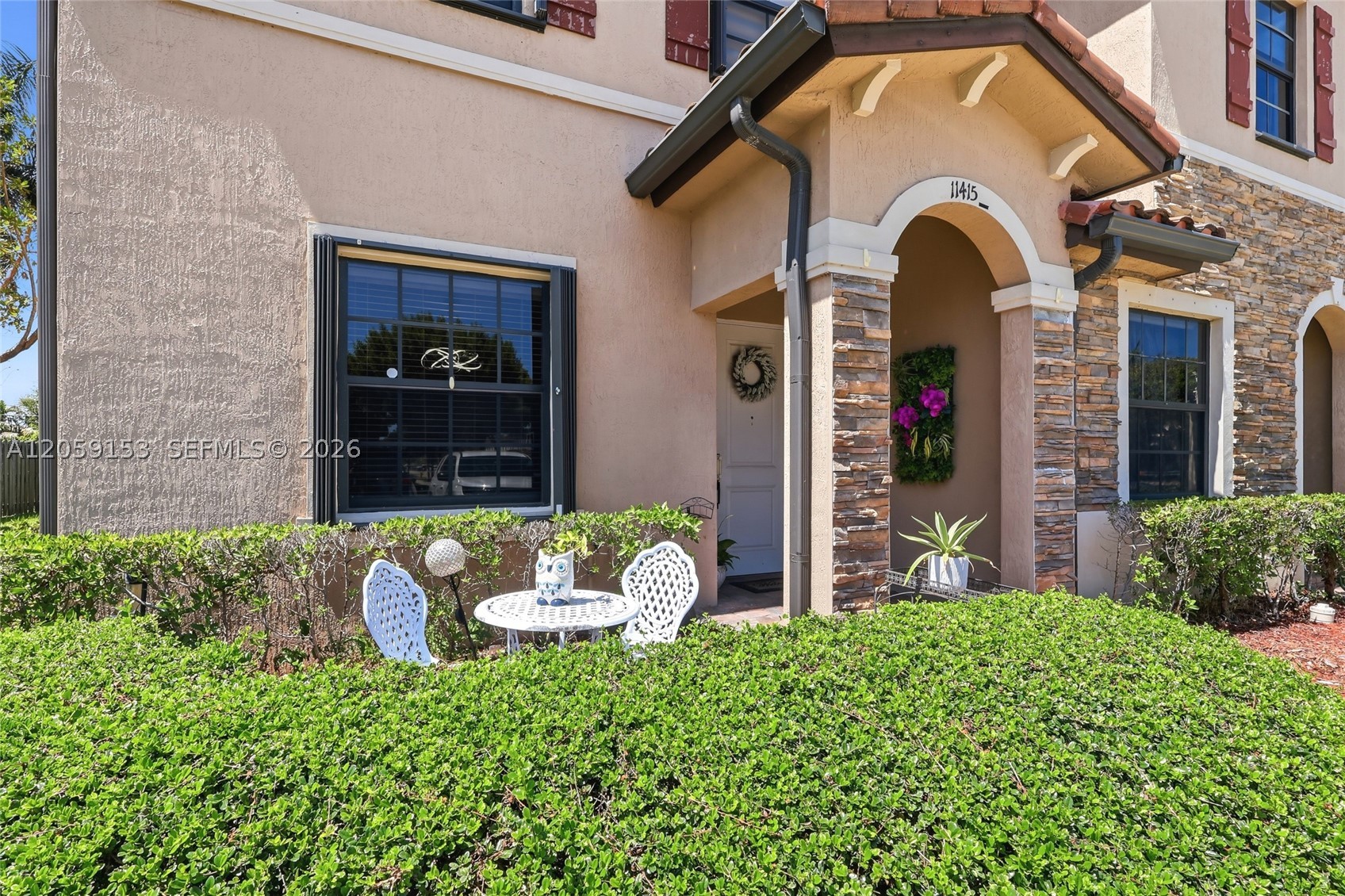 COCO PALM ESTATES - Residential