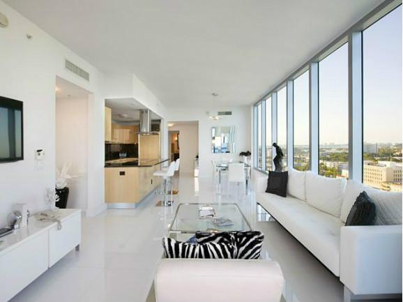 NORTH CARILLON BEACH COND - Residential Lease