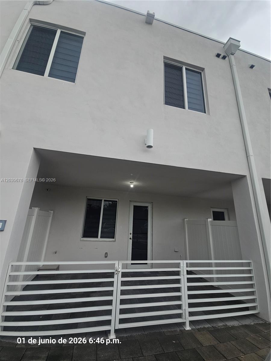 LANDMARK AT DORAL - Residential
