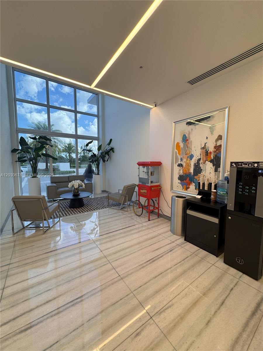 LANDMARK AT DORAL - Residential