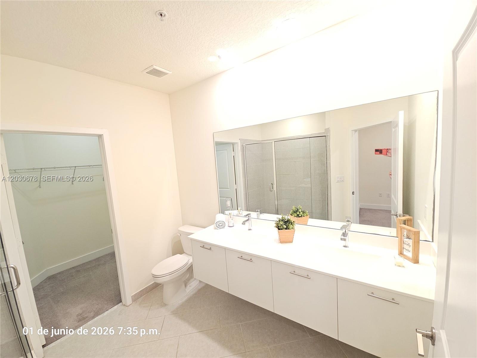 LANDMARK AT DORAL - Residential