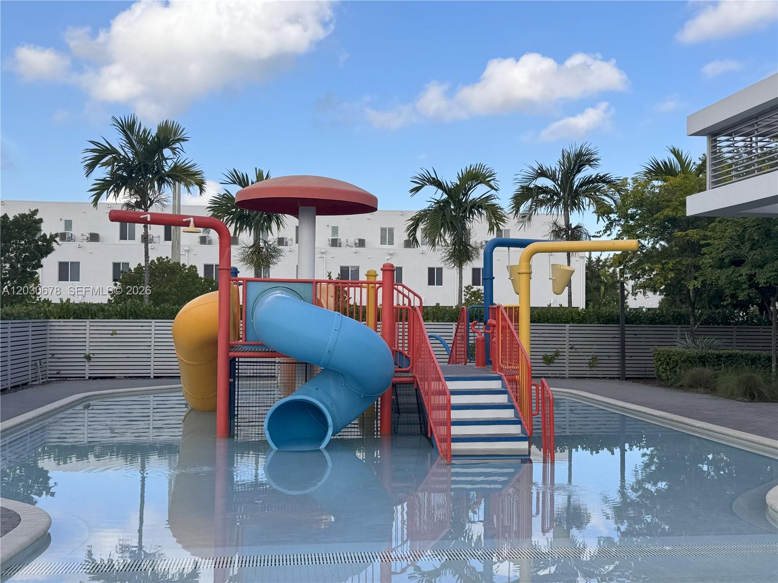 LANDMARK AT DORAL - Residential