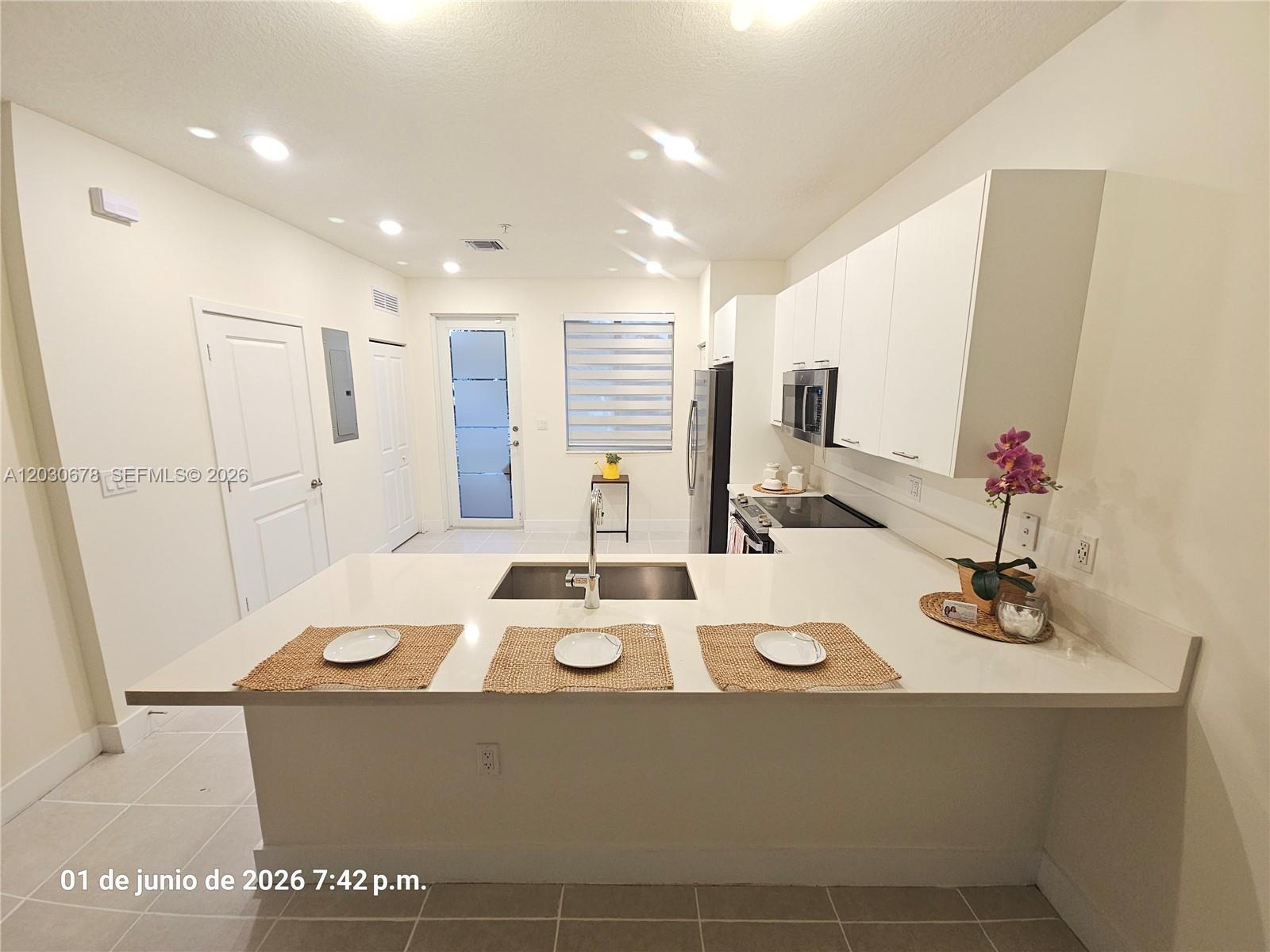 LANDMARK AT DORAL - Residential