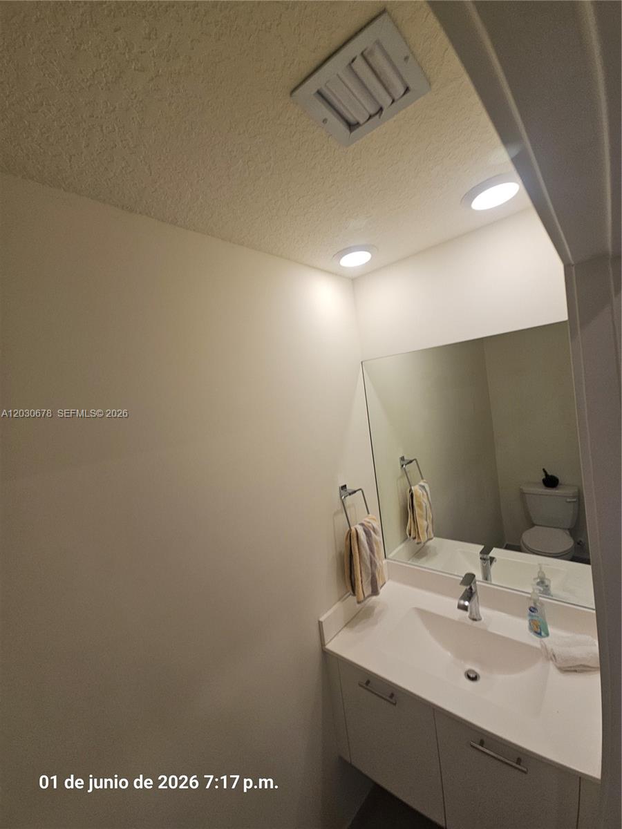 LANDMARK AT DORAL - Residential