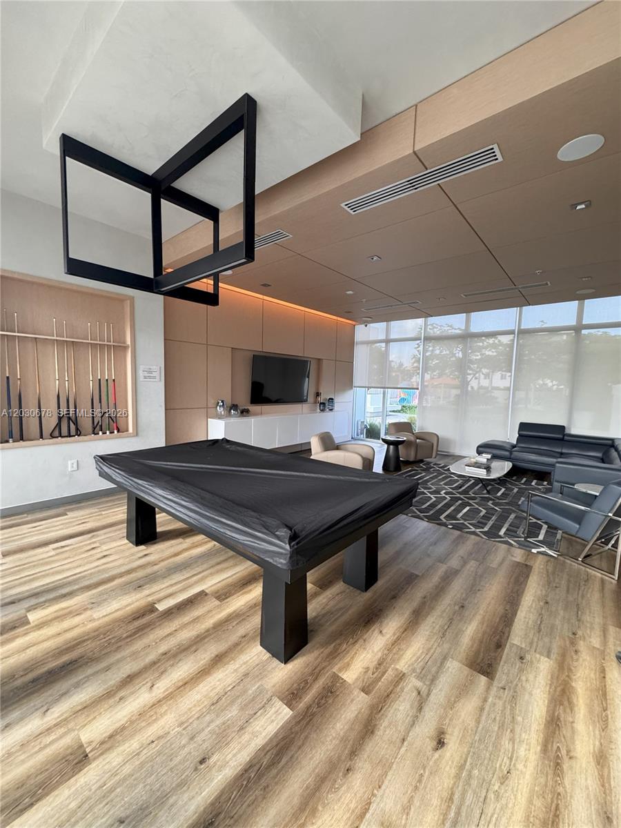 LANDMARK AT DORAL - Residential