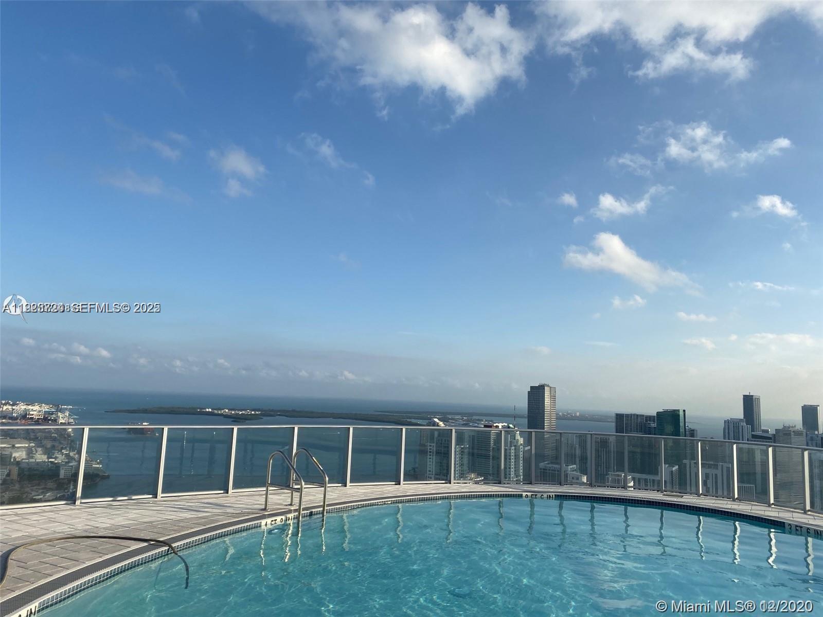 PARAMOUNT MIAMI WORLDCENT - Residential