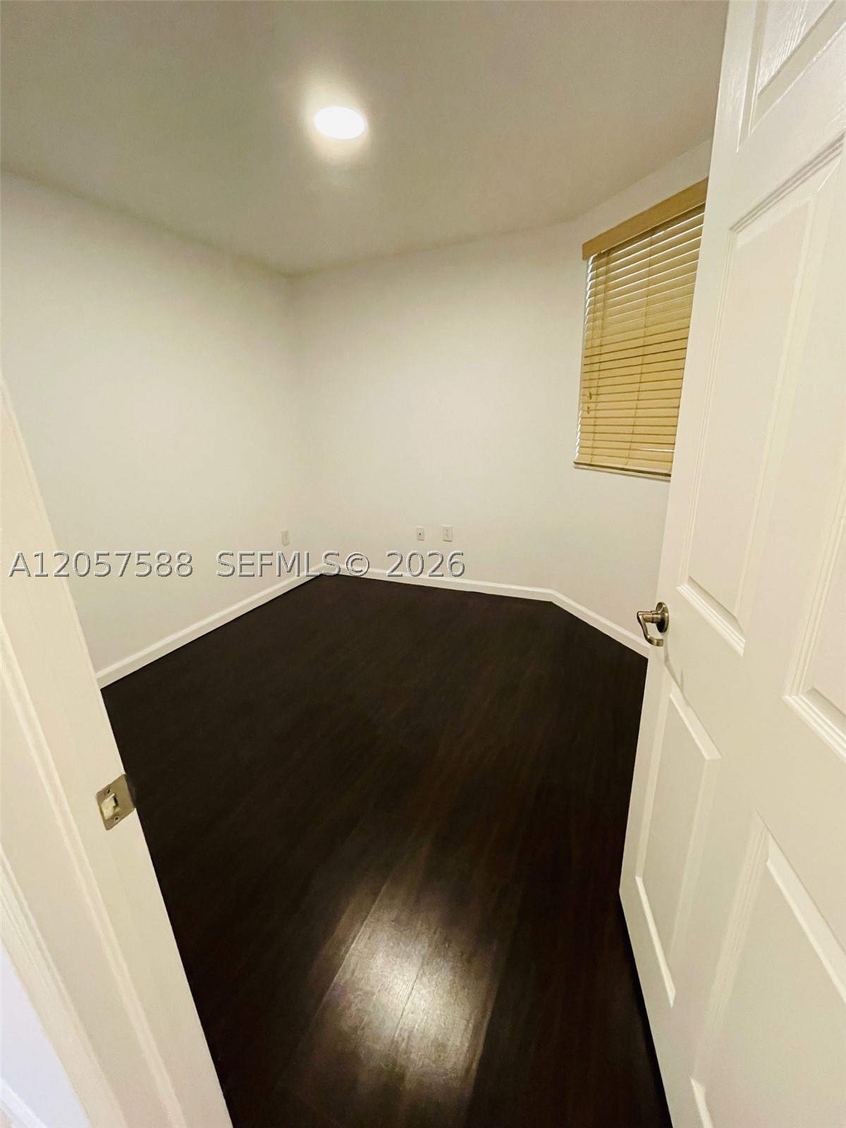 ST MORITZ AT DORAL CONDO - Residential
