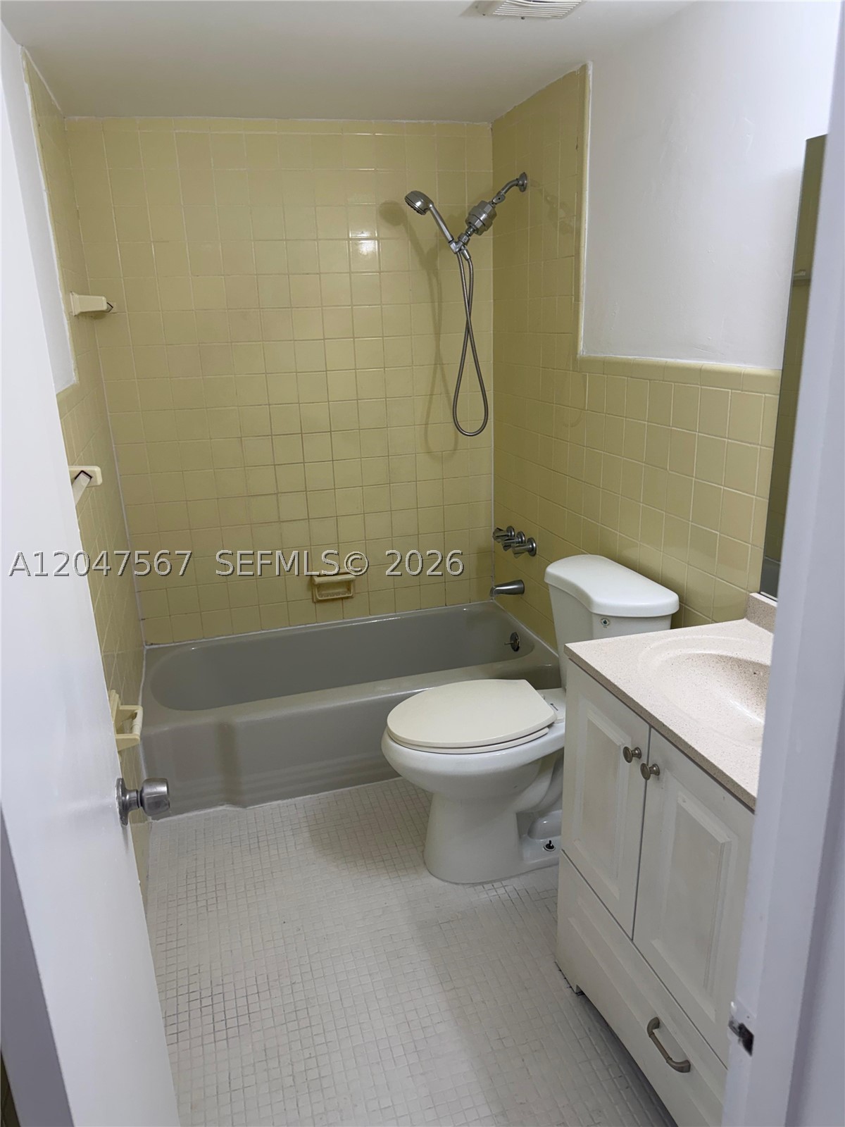 CLAREMONT PLACE CONDO - Residential