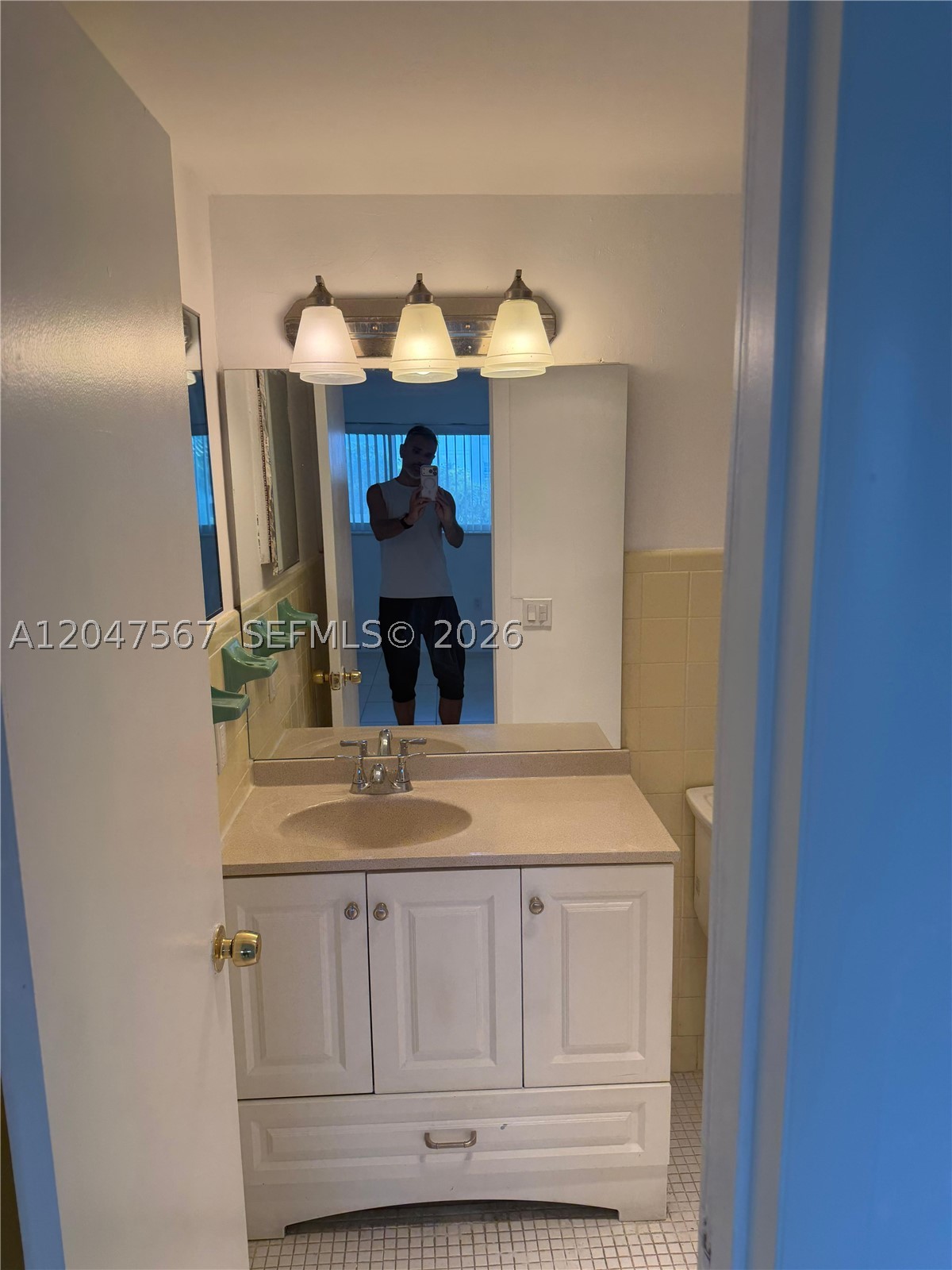 CLAREMONT PLACE CONDO - Residential