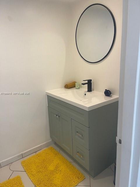 KING COLE CONDO - Residential