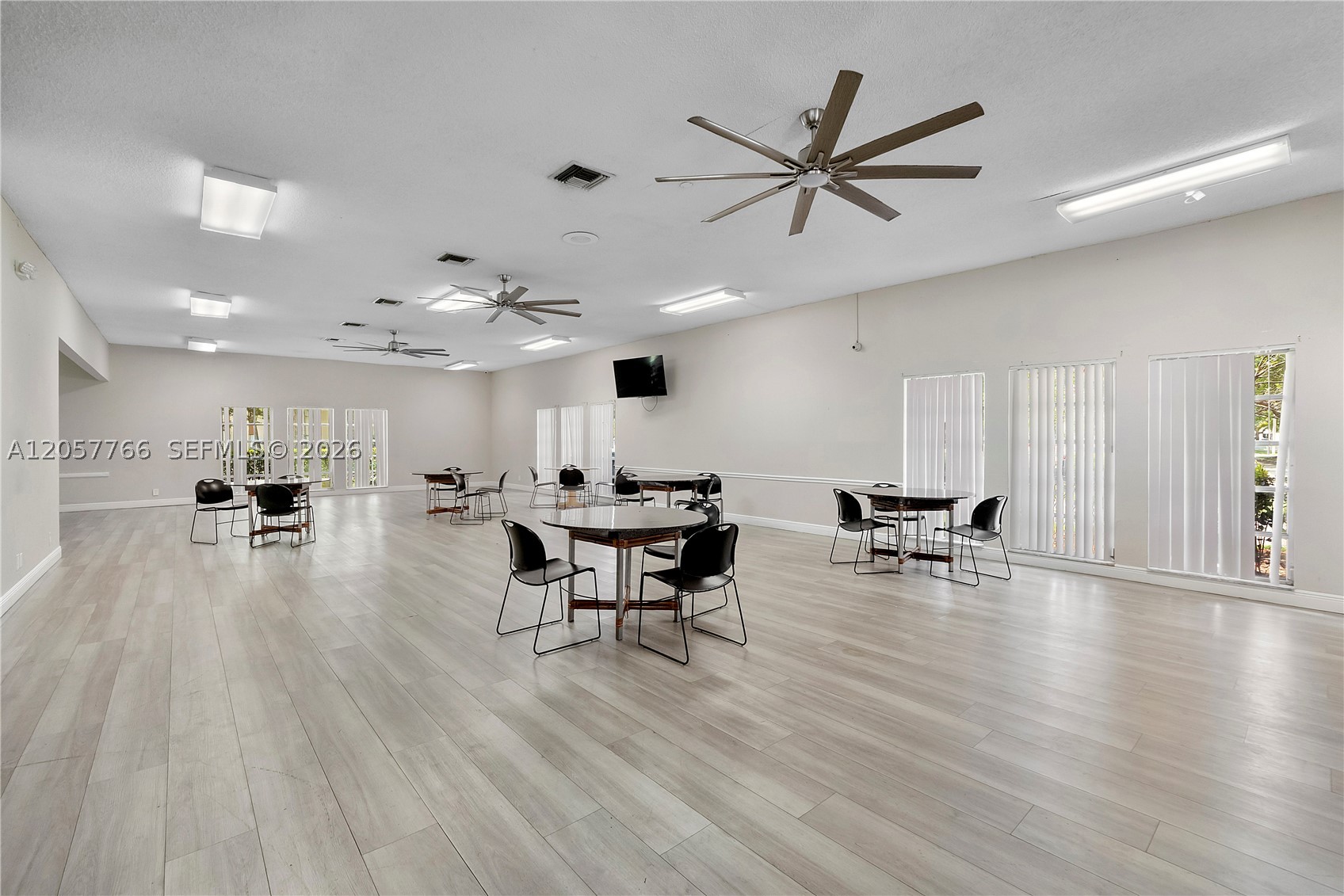 LAKEWOOD ON THE GREEN SEC - Residential