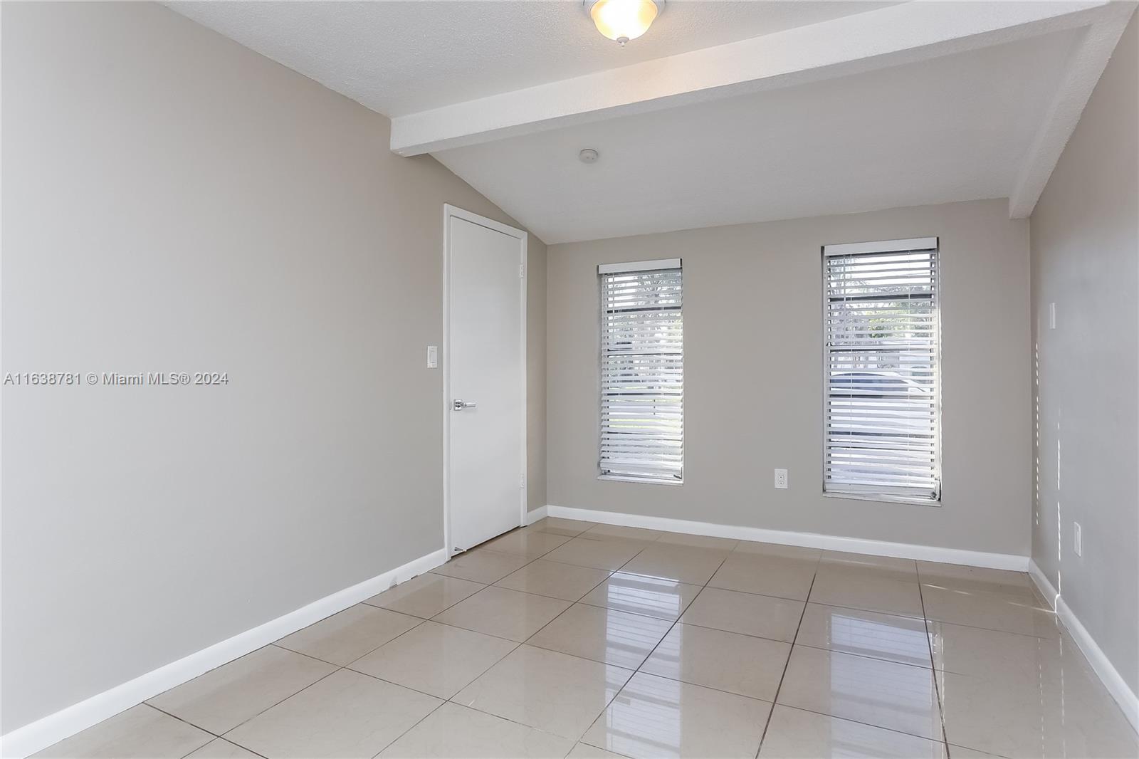 MIRAMAR SEC 10 - Residential Lease
