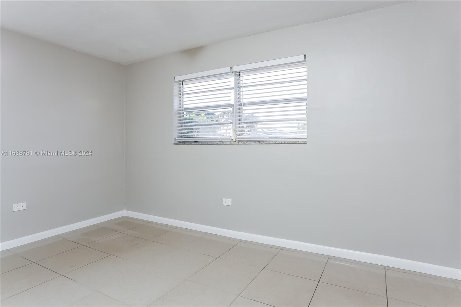 MIRAMAR SEC 10 - Residential Lease