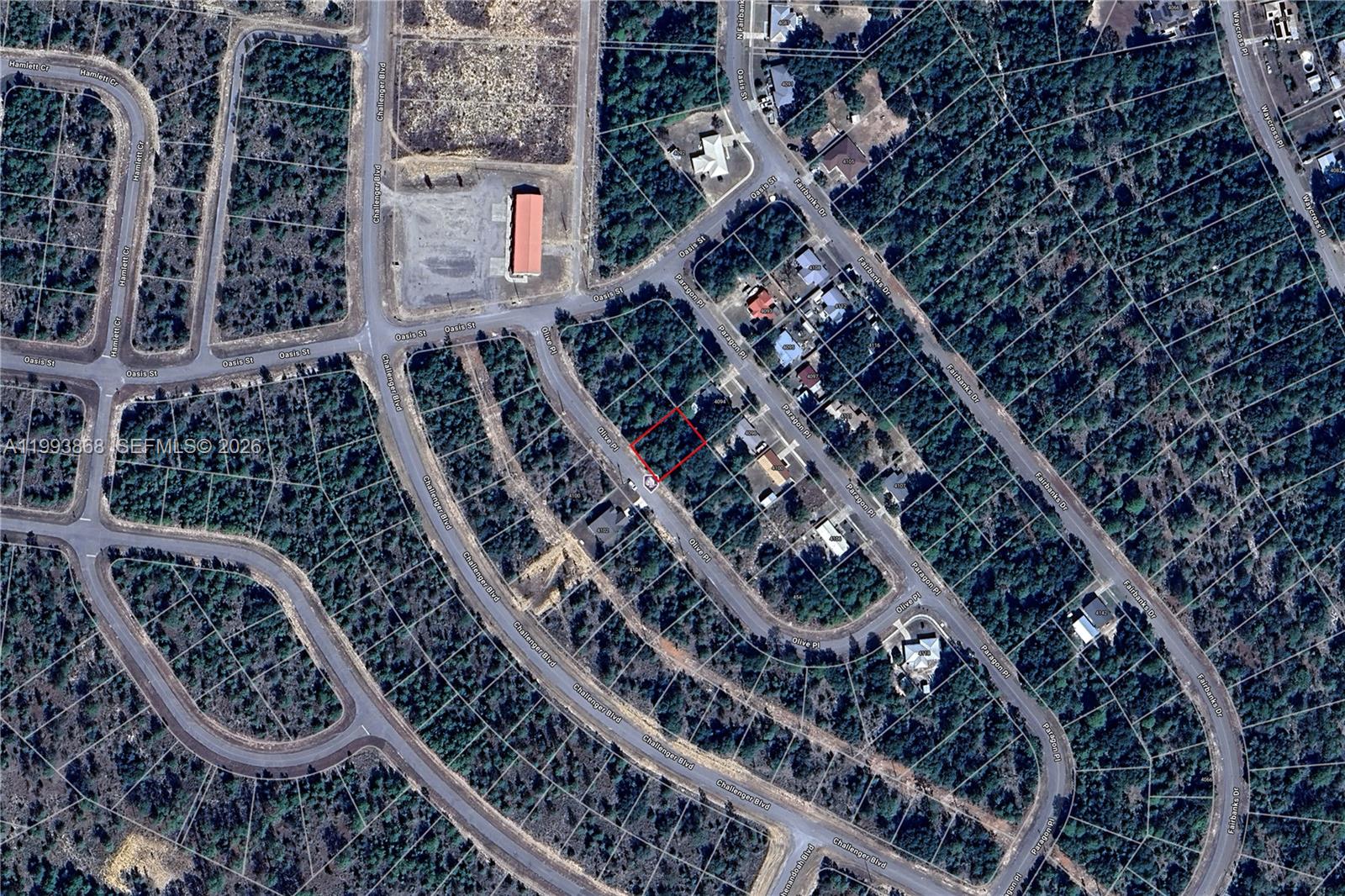 Opportunity to secure a residential homesite in the growing Sunny Hills community of Chipley, Northwest Florida. This planned community offers golf, lakes, parks, and a peaceful setting, with ongoing development by national builders. Conveniently located near State Road 77 and I-10, providing easy access to Panama City and the Emerald Coast. Ideal for building or investment.