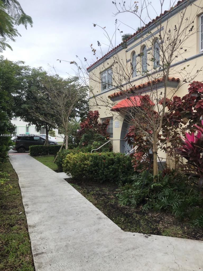 EVA CONDO - Residential