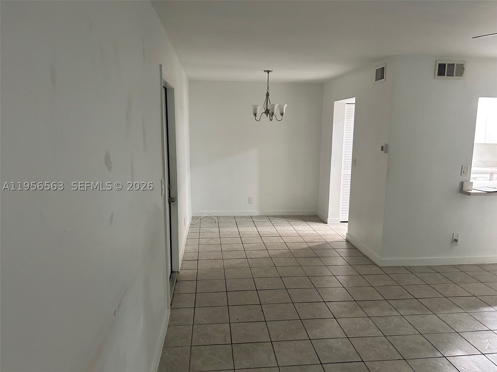 OAK TREE GARDEN CONDO - Residential